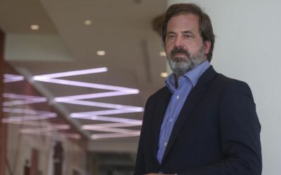 Carlos Rus: «En pandemia, los hospitales privados gallegos estuvieron llenos de profesionales y vacíos de pacientes»