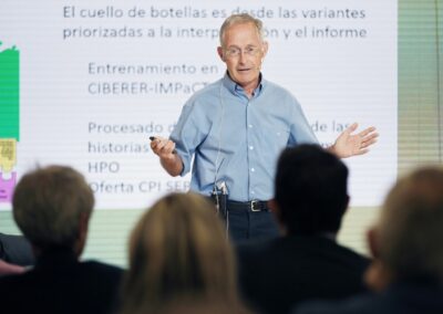 Momento de la intervención del profesor Ángel Carracedo